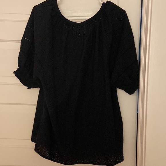 Sundays Eyelet Blouse - Picture 3 of 5
